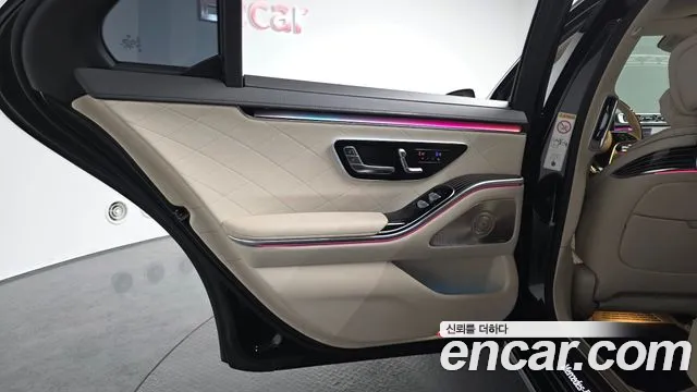 Mercedes-Benz S-Class — Фото автомобиля 19