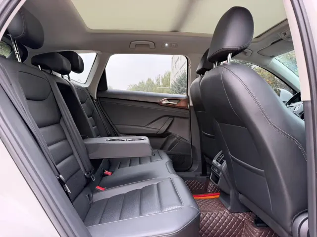Volkswagen Tharu — Фото автомобиля 14