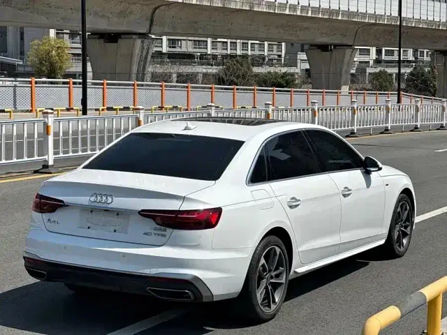 Audi A4L — Фото автомобиля 8