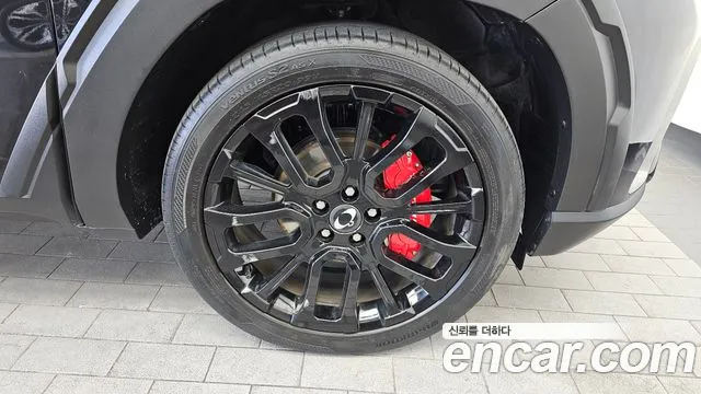 KG_Mobility_Ssangyong Torres Бензин 1.5 2WD — Фото автомобиля 21