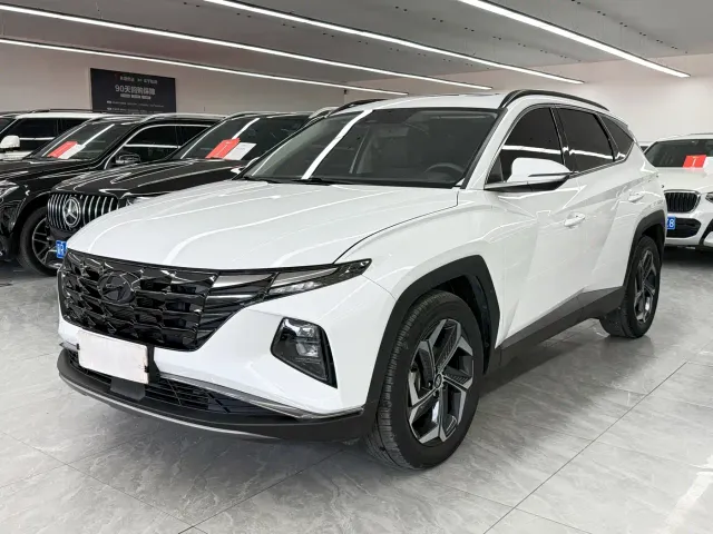 Фотография автомобиля — Hyundai Tucson