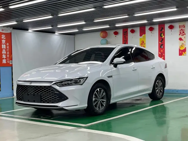 Фотография автомобиля — BYD Qin PLUS
