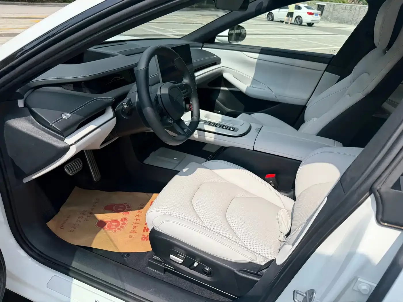 Xiaomi Auto Xiaomi SU7 2024 AWD Extended Range Advanced Smart Driving Max Edition — Фото автомобиля 5
