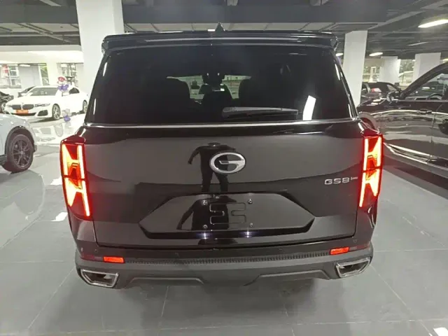 GAC Trumpchi GS8 — Фото автомобиля 5