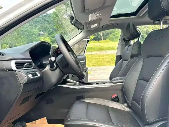 Geely Emgrand — Фото автомобиля 4