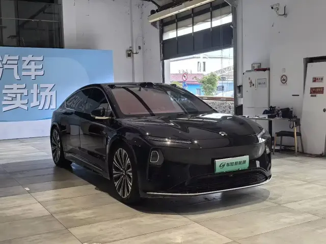 Nio ET9 — Фото автомобиля 3