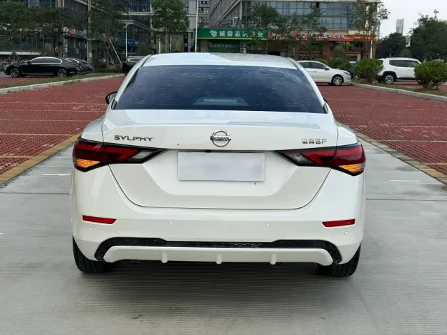Nissan Sylphy — Фото автомобиля 8