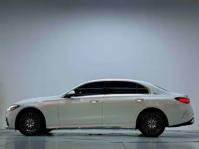 Mercedes-Benz C-Class — Фото автомобиля 14