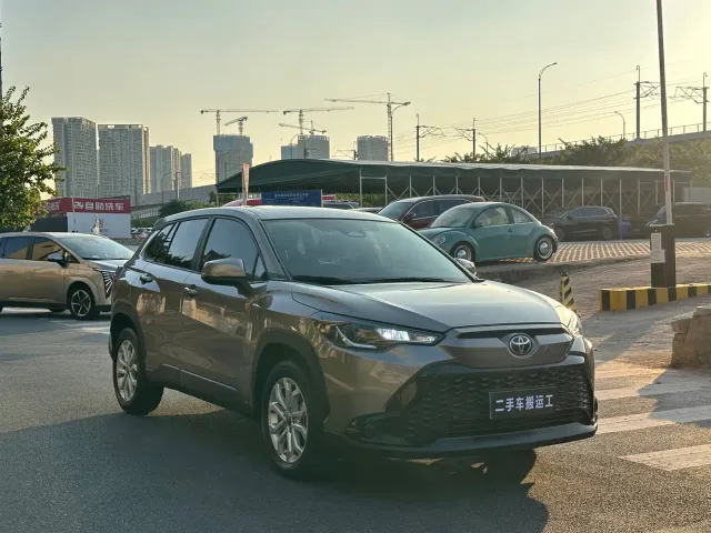 Toyota Frontlander — Фото автомобиля 3