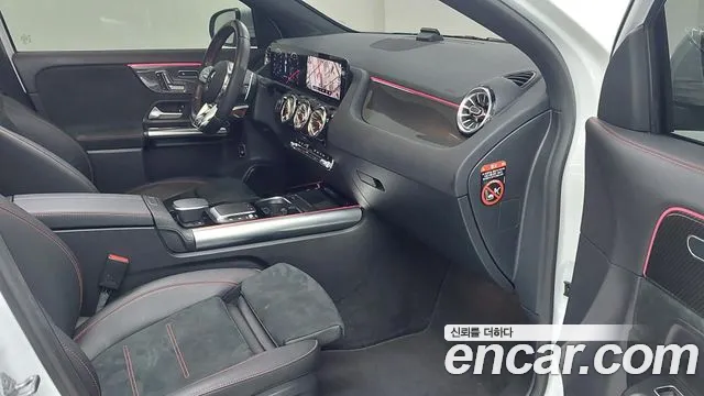 Mercedes-Benz GLA-Class H247 — Фото автомобиля 9