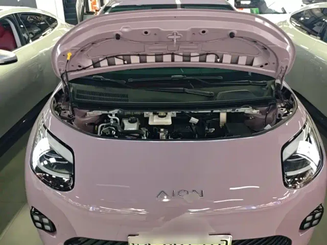 GAC Aion UT — Фото автомобиля 19