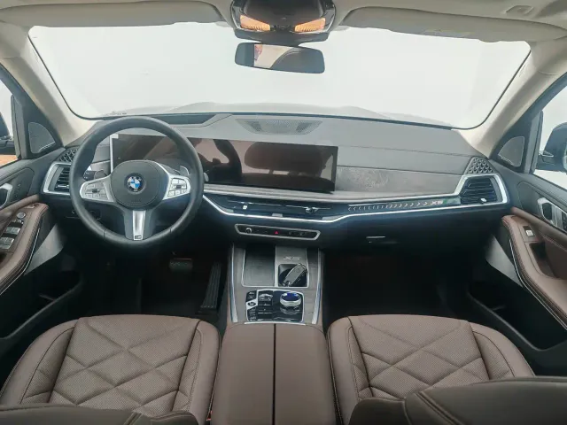 BMW X5 — Фото автомобиля 8
