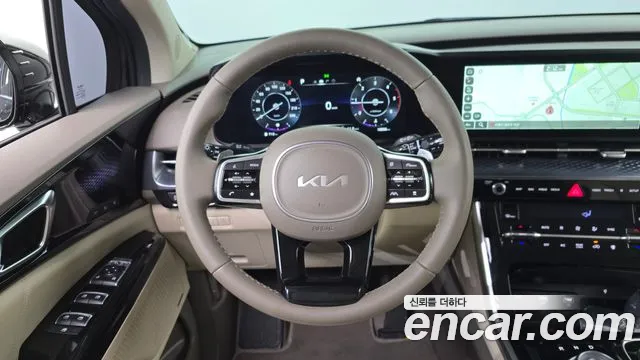 Kia Carnival Generation 4 — Фото автомобиля 13
