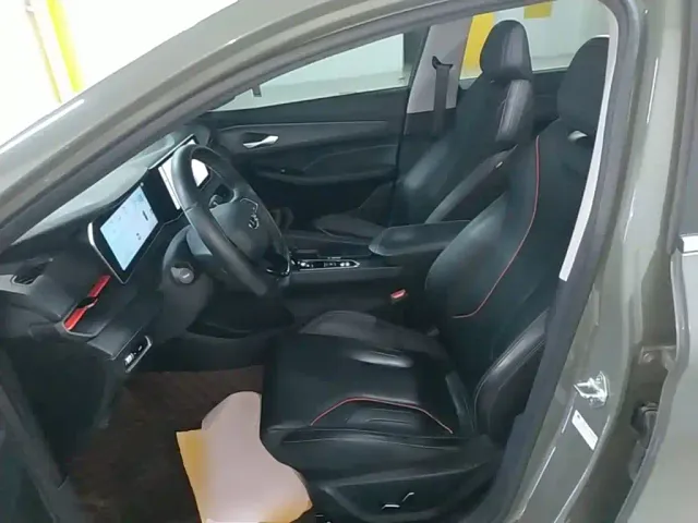 Geely Binrui — Фото автомобиля 14
