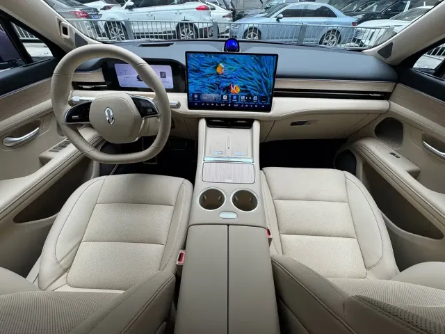 Aito M5 — Фото автомобиля 12
