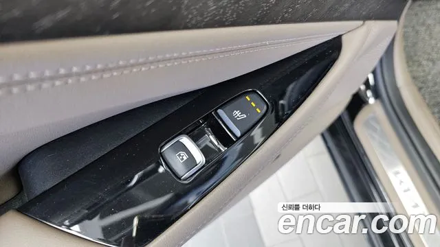 Kia K8 Hybrid — Фото автомобиля 25