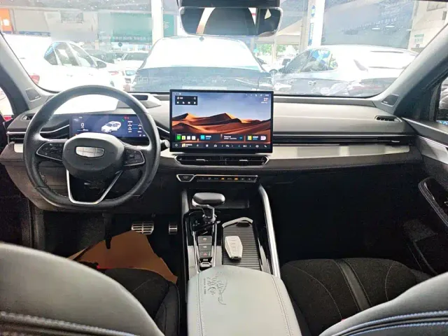Geely Xingrui — Фото автомобиля 5