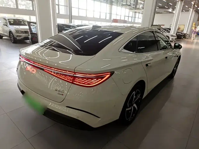 BYD Seal 07 DM-i — Фото автомобиля 6