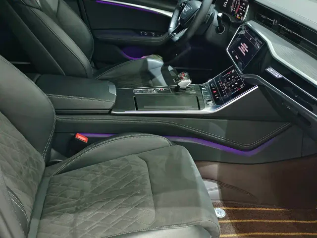Audi A6L — Фото автомобиля 6