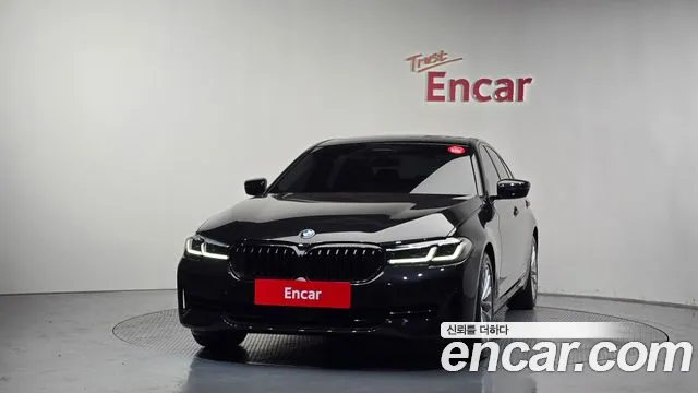 BMW 5 Series G30 — Фото автомобиля 3
