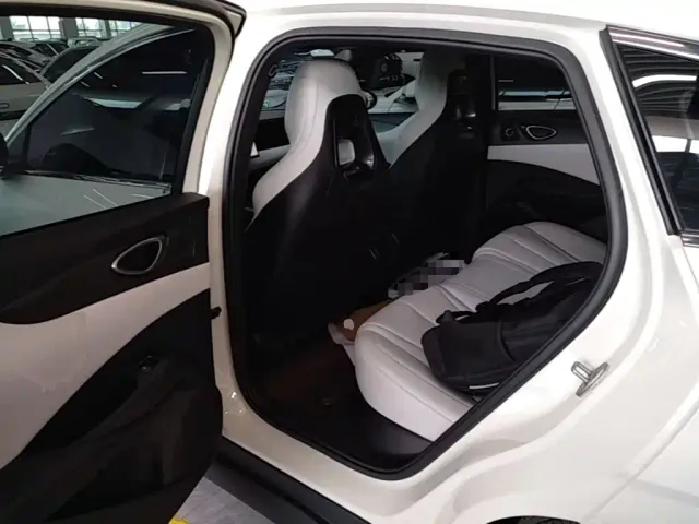 BYD Seal 06 — Фото автомобиля 16