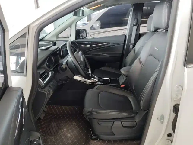 Maxus G50 — Фото автомобиля 14