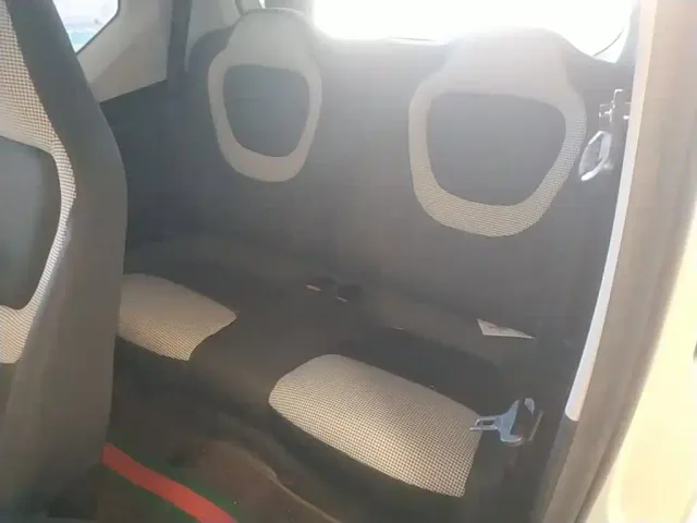 Wuling Hongguang Mini EV — Фото автомобиля 16