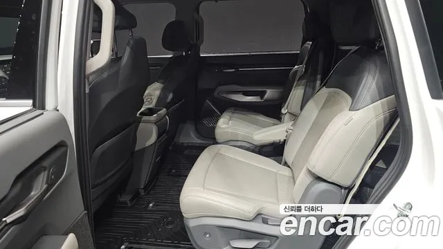 Kia EV9 — Фото автомобиля 18