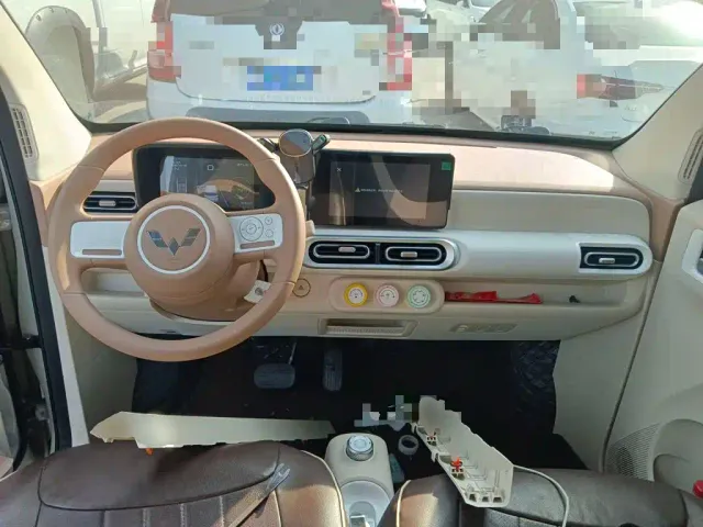 Wuling Hongguang Mini EV — Фото автомобиля 5