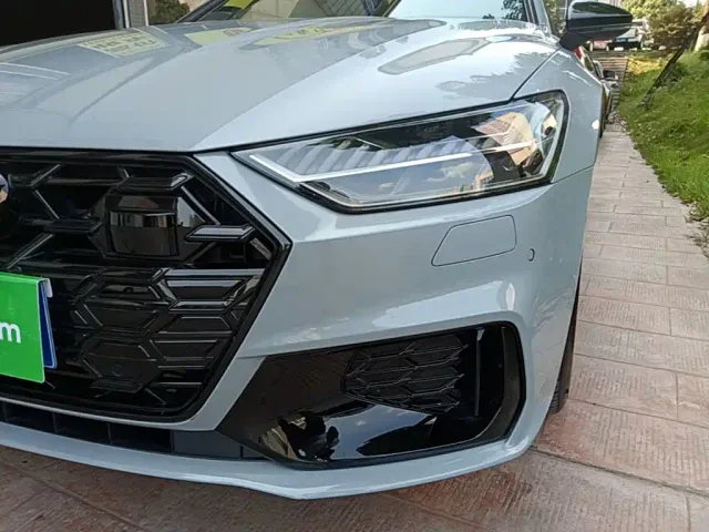 Audi A7L — Фото автомобиля 23