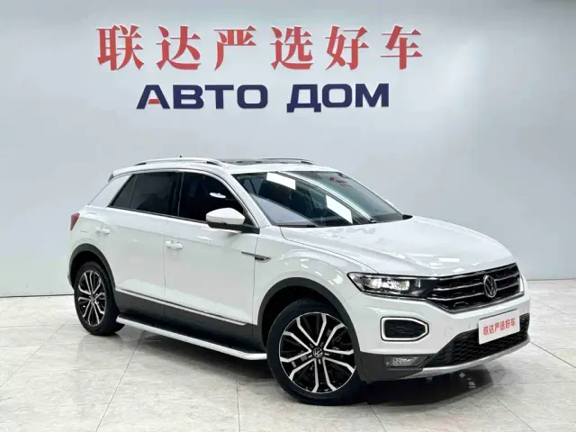 Volkswagen T-Roc — Фото автомобиля 3