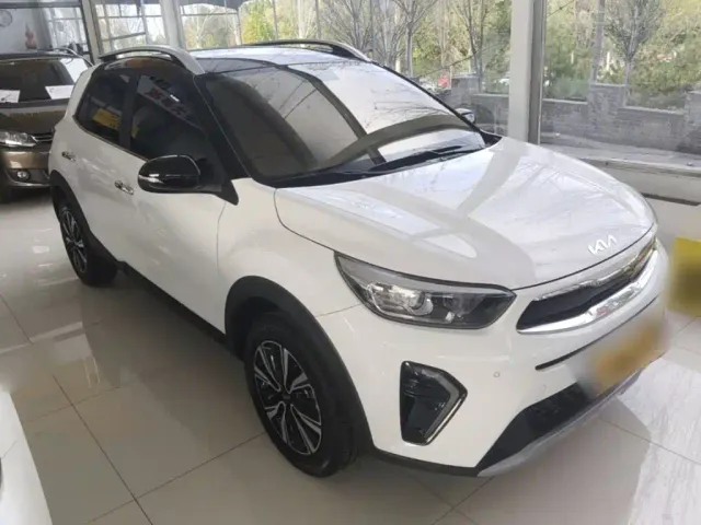 Kia KX1 — Фото автомобиля 3