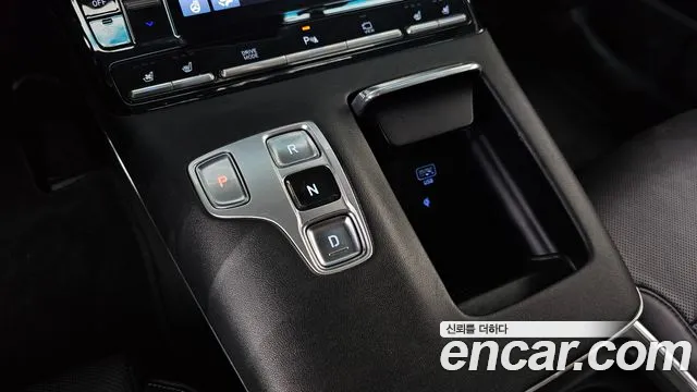 Hyundai Grandeur New — Фото автомобиля 12