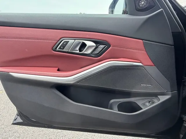 BMW 3 Series — Фото автомобиля 18