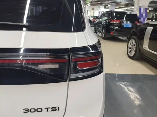 Volkswagen Tharu — Фото автомобиля 7