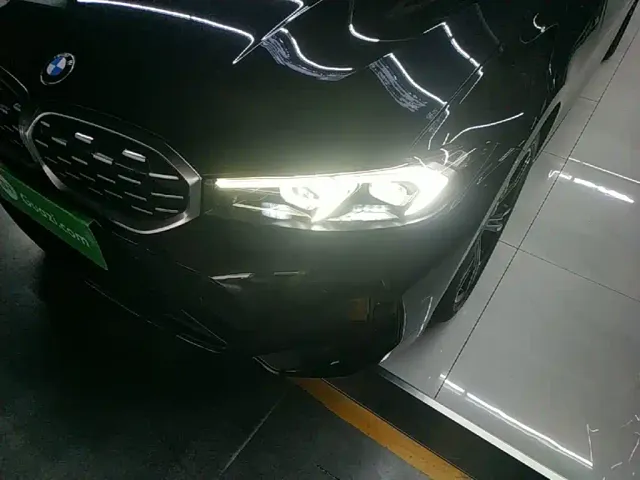 BMW 3 Series — Фото автомобиля 23