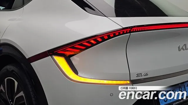 Kia EV6 — Фото автомобиля 21