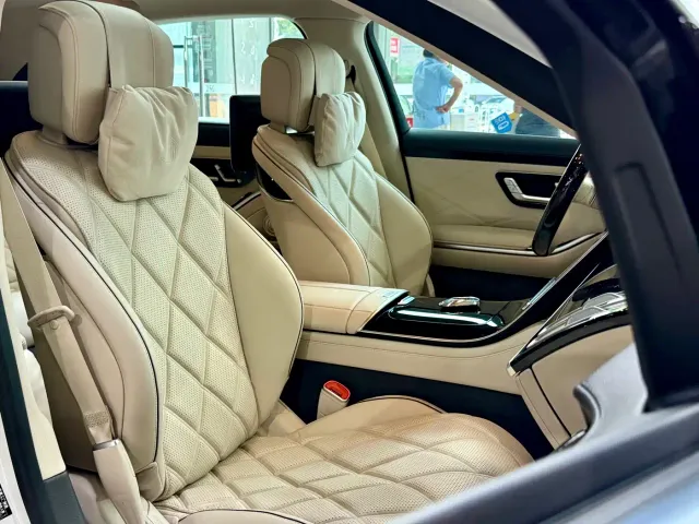 Mercedes-Benz Maybach S-Class — Фото автомобиля 26