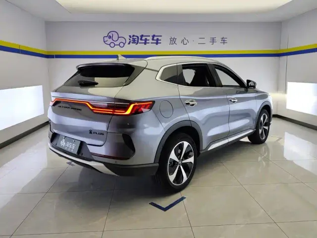 BYD Song PLUS — Фото автомобиля 3