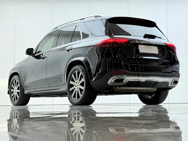 Mercedes-Benz GLE-Class — Фото автомобиля 15