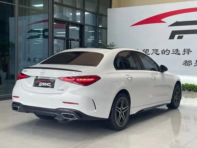 Mercedes-Benz C-Class — Фото автомобиля 15
