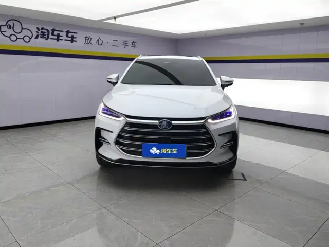 BYD Tang — Фото автомобиля 2