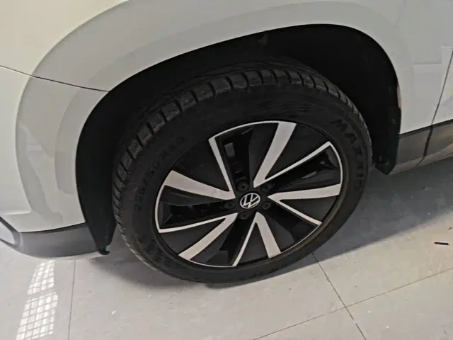 Volkswagen Tharu — Фото автомобиля 24