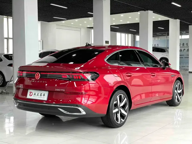 Volkswagen Lamando — Фото автомобиля 6