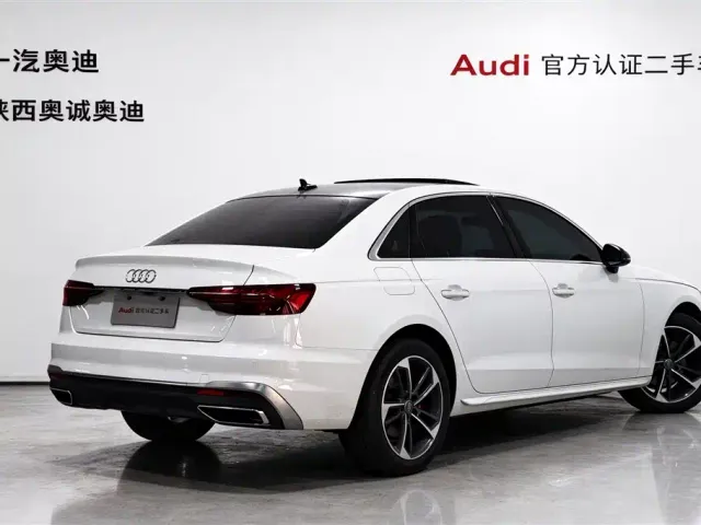 Audi A4L — Фото автомобиля 4