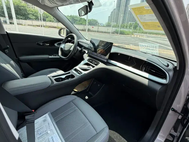 Geely Starry Wish — Фото автомобиля 8
