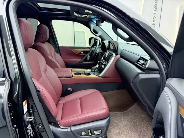 Lexus LX — Фото автомобиля 16