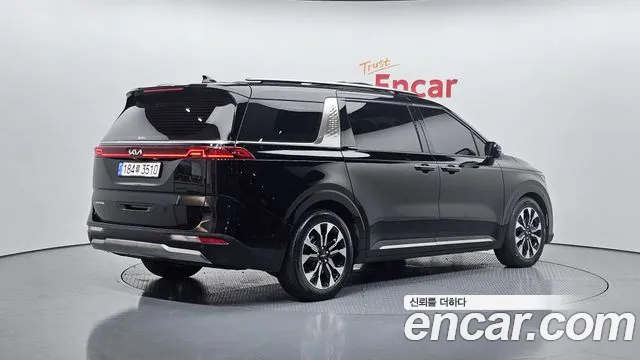 Kia Canival Carnival 4 поколение Дизель 9 мест Signature — Фото автомобиля 2