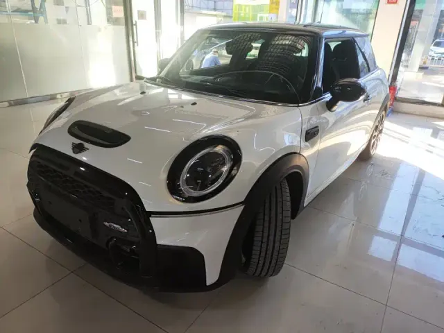 Фотография автомобиля — MINI Hatch