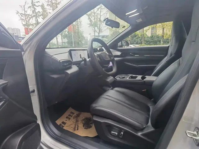 Dongfeng Fengshen L7 — Фото автомобиля 4